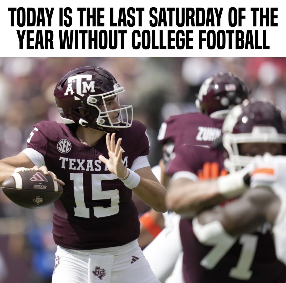 txfblife's tweet photo. ONE. MORE. WEEK. 🏈 https://t.co/jojpVyD6ov