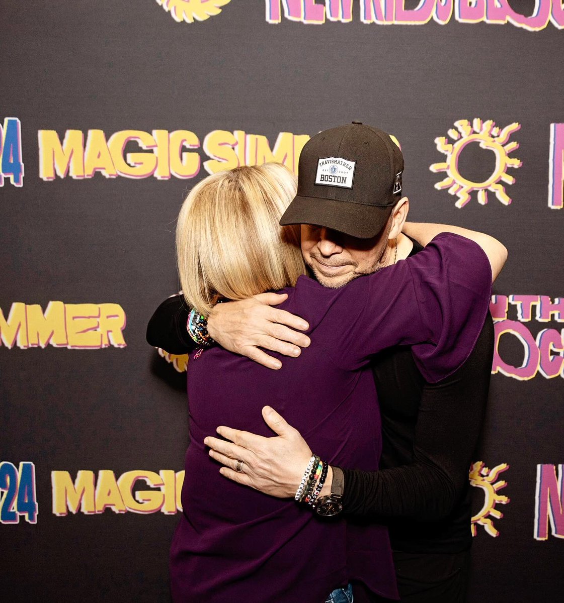 HeatherluvsJBJ's tweet photo. @DonnieWahlberg You truly are the kindest human being. 3rd time was the charm. Proud to support u &amp; the guys for 34+ yrs.  Shows over the yrs, a few cruises, various m&amp;g’s, you have a unique way of making everyone feel special, seen &amp; thank you for sharing your heart w/us all.💕 https://t.co/OBq7juPAC6