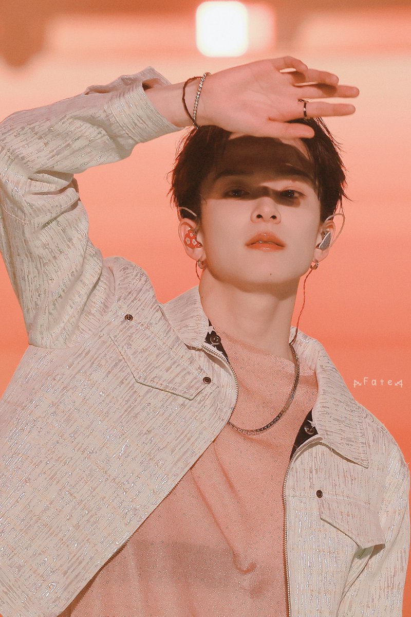 FATE807's tweet photo. 🌅

#TREASURE #트레저 
#ASAHI #아사히 #濵田朝光 #アサヒ https://t.co/mgfz7JDaJ4