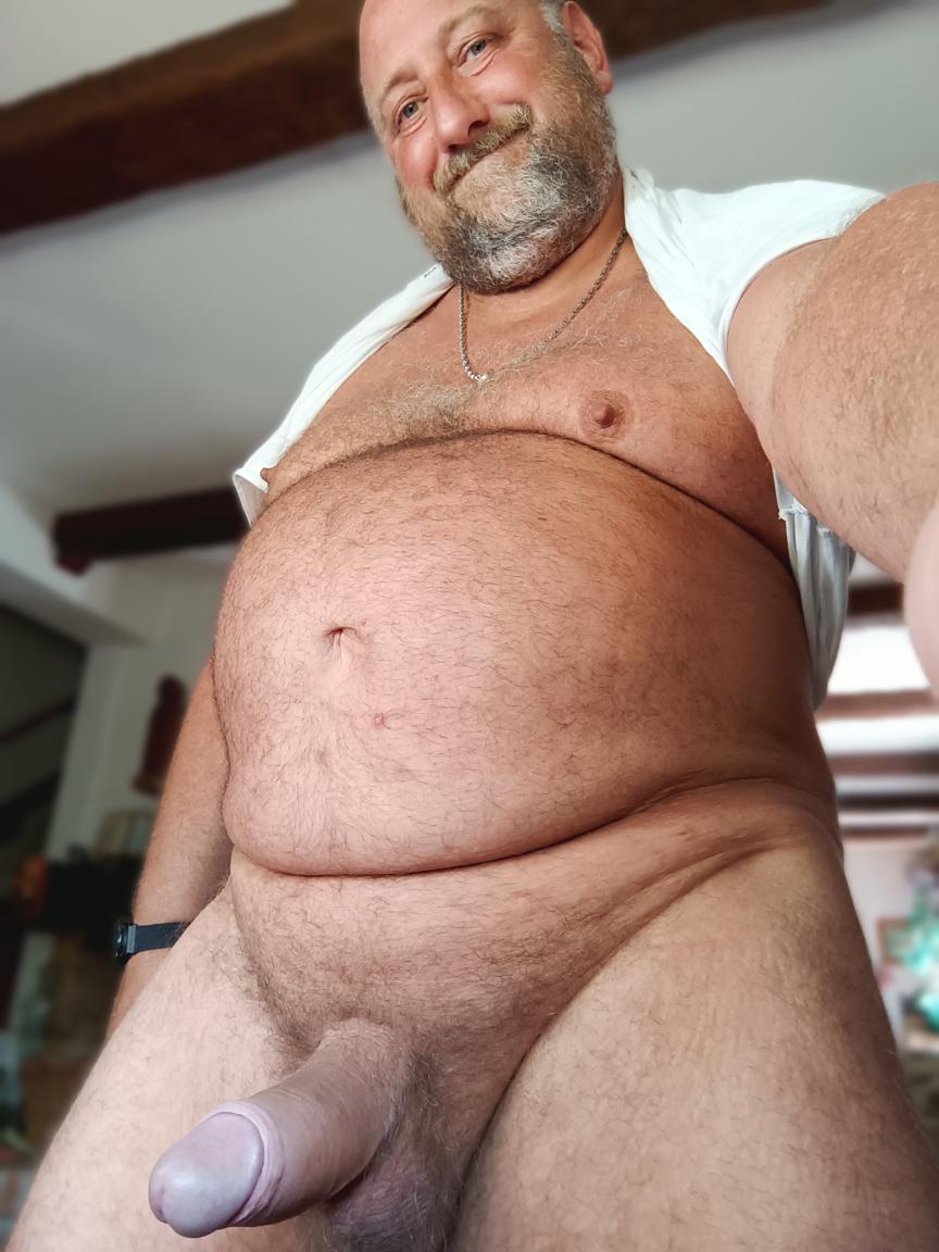 <a href="/valmarssud/">Valentin 🏳️‍🌈🇫🇷</a> 👋