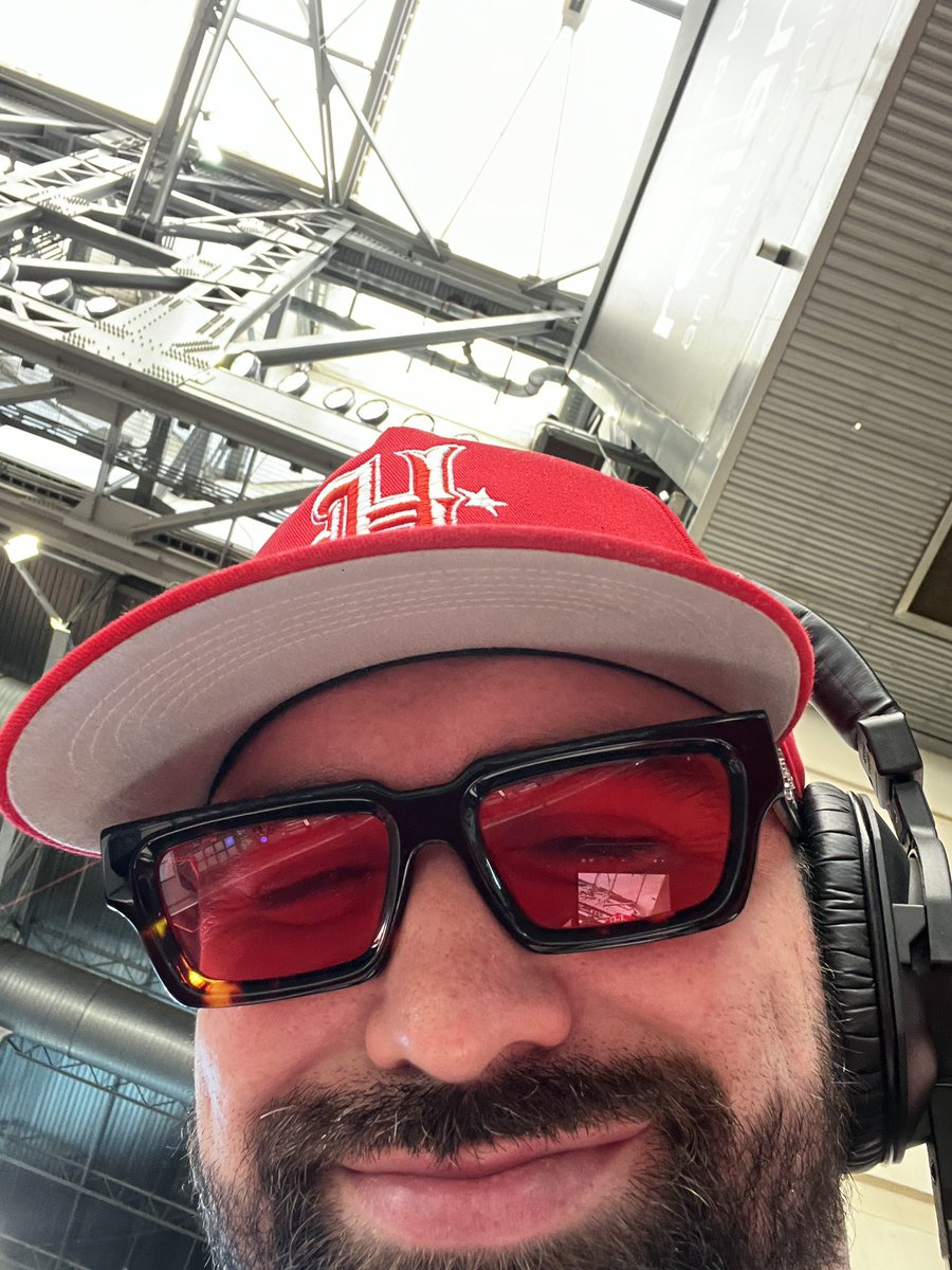 ItsSayntChris's tweet photo. Gameday tings. #NFLDJ #HoustonTexans https://t.co/doYcWbrG8e