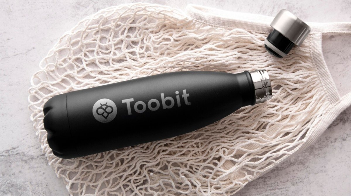 Toobit_official's tweet photo. Stay refreshed and stay ahead in the crypto game! 💧💰 Whether on the go or trading from home, #Toobit has your back.
#ToobitFam #CryptoEssentials #Weekend https://t.co/QPmGvBrXjM
