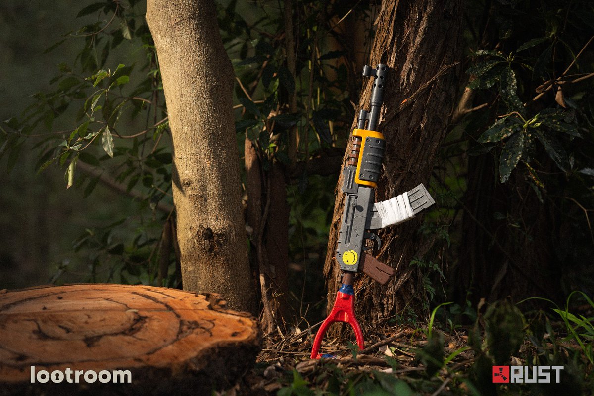playrust's tweet photo. Last month, we announced our official partnership with @lootroom.
Have you seen their range of licenced Rust decorative items? 
Check them out here: https://t.co/ZKC0Zi5cVW 🔫 https://t.co/Bm7Ws53MsX