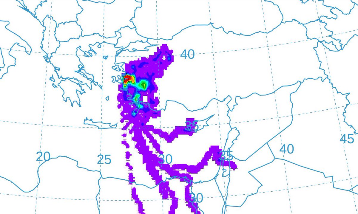 #Karsiyaka daki #ormanyangını nın 3 günde yayılacağı alan. En fazla etkilenme Ege Marmara’nın güneyi İç Anadolu’nun batısı. Akciğer Kalp Diyabet hastalıkları olanlar ekstra dikkat. Dumanın, is kokusunun olduğu yerden uzaklaşmak, maske kullanmak önemli. PM2,5 barındırıyor.