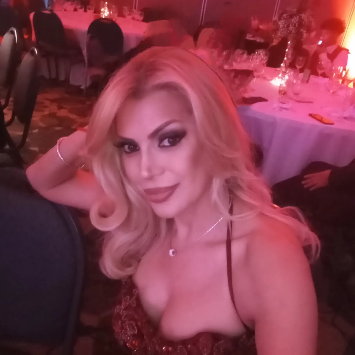 Have a fine day 😘💖🤘