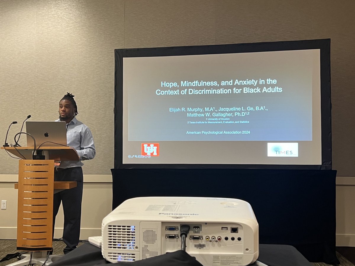 ElijahRMurphy's tweet photo. Last week I presented at my very first @APA annual convention along with my star-studded colleagues and friends. 

My experience at APA was nothing short of amazing. I was able to meet many likeminded scholars!

This might be my favorite conference yet. I can’t wait for the next! https://t.co/89PE6Pvi0d