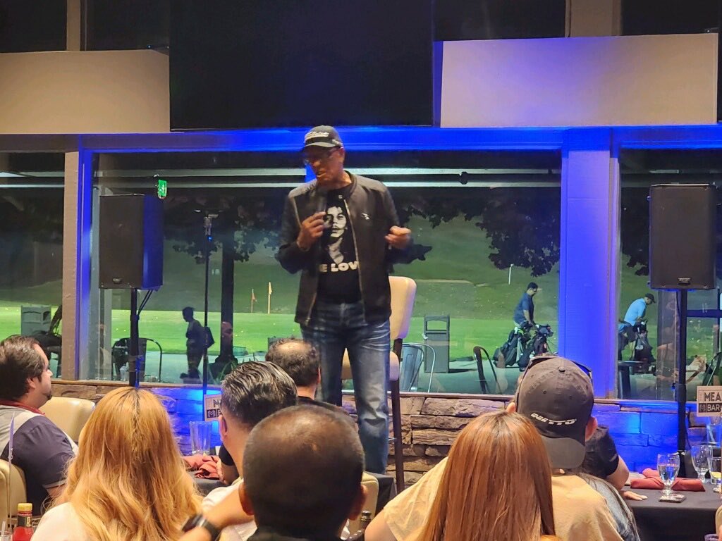 TymonShipp's tweet photo. Great Comedy Show last night at Mountain Meadows I really enjoyed sharing the stage with Mike Cano, Stephanie Clark and Roberto Rodriguez, it was nonstop laughter.😂 https://t.co/0m5jy3VA6g