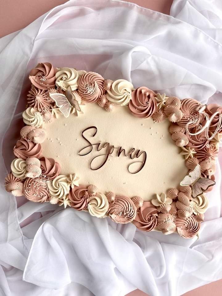 NBennymart's tweet photo. Sheet cakes ...
#cakesinasaba
#cakesofinstagram #asababaker
#birthdaycakes
#smallchopsvendor#lovenotes #suprisesinasaba #smallchopsinasaba #birthdaycakesinqsaba
#weddingcakes #eventsinasaba https://t.co/OzE4oCk0vY