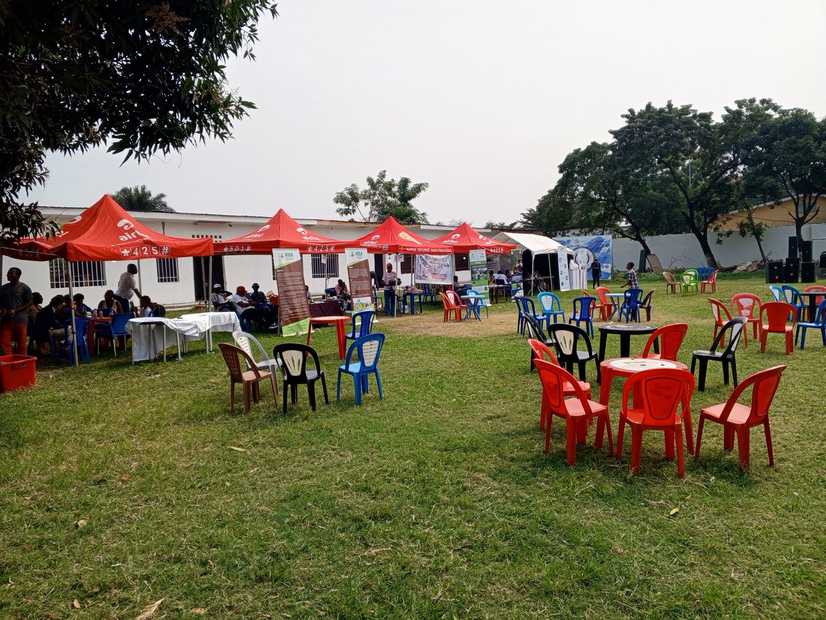 cnpafrdc's tweet photo. 📢 #FESTAL2024 DAY 3️⃣ | En quête d'un espace pour déguster une nourriture locale et traditionnelle en ce week-end ? Ça tombe bien car ce samedi 17 août le décor est déjà planté en vue de vous accueillir pour clôturer la 2ème édit du #FESTAL, 📍Univ Omnia Omnibus ex IFAD Saio/KV https://t.co/5c7ydS4P3W