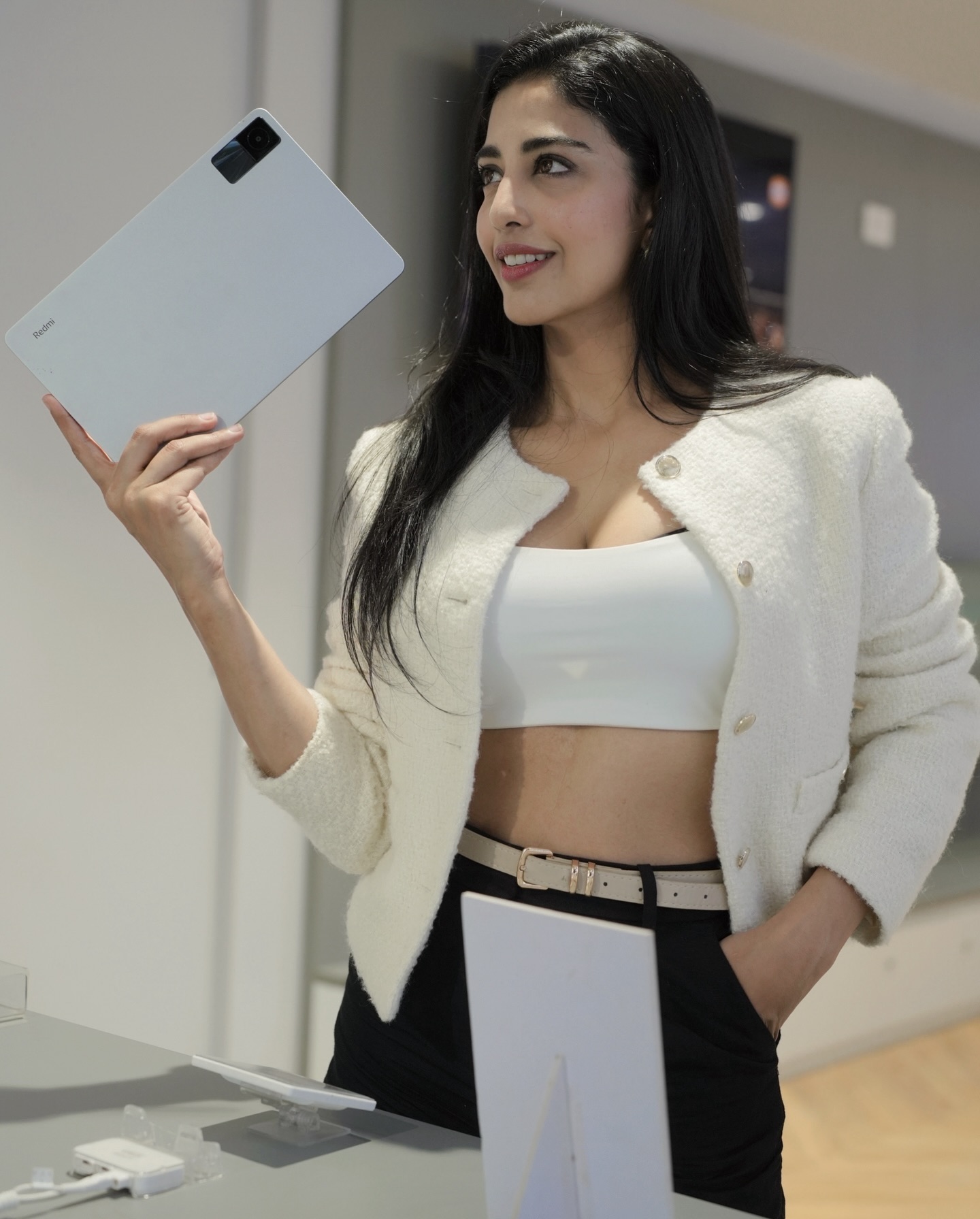 GVMHh_tbkAAXI_x?format=jpg&name=large