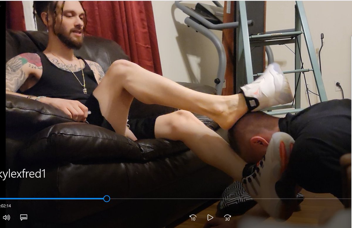 New footsub in town, worshipping a literal God.
@Krush_Kyle
Subscribe to my OF for full 9 min video!!
Believe me... there is more to come.. check it out! Help me get started out by liking and retweeting!<3  #footslave #footmaster #footworship #cashmaster #master #slave #gayfeet