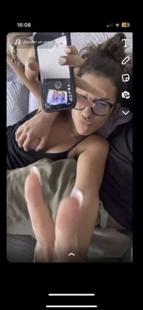 DavidMatho23269's tweet photo. Donc la tiktokeuse Loeva elle as vraiment chaud cette été la vidéo est hard 😳 c’est un régale ! 

Le lien en bio (sûr mon profil) 

J’ai l’eau aussi Moha95 - maeva ghennam - Luna Bella - Camélia92 - poucette Kenza - Mouna team Nasdas 

Like et je t’envoie tout en privé x https://t.co/qTU6u7KvYm