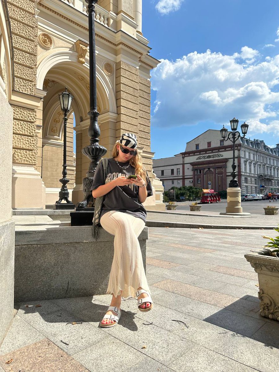 sweet_sandy23's tweet photo. Traveling is the best gift we can give ourselves: every corner of the world is a story waiting to be discovered. 🌍✨
.
.
.
.
#Adventures #MeetTheWorld https://t.co/HQpFqTX66U