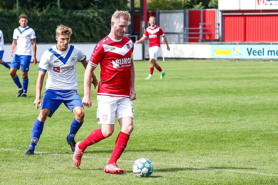 HarkemaseBoys's tweet photo. Einde wedstrijd. Harkemase Boys pakt gelijk de volle buit tegen @RKVV_DEM en wint op eigen sportpark de Bosk!
#hardem 3-1 https://t.co/f16cf63kgA