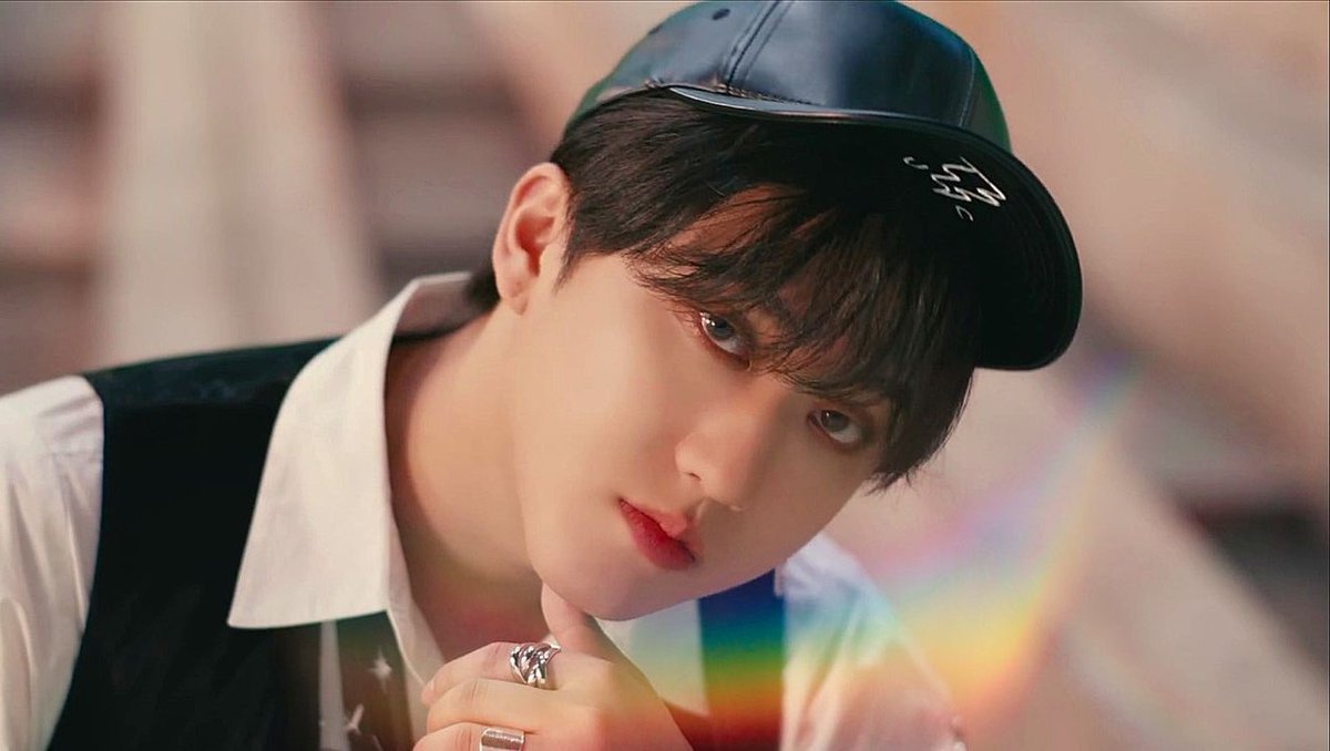 Thanks to comments mainly in Korean about his body, we need to clean up some searches, please use the tags, share photos, videos, gifs

Changbin Fairy 
Changbin Fantastic
Changbin Fascinating
Changbin Fancams

STAYS LOVE CHANGBIN 
#STAYsLoveCHANGBIN
#Changbin #창빈