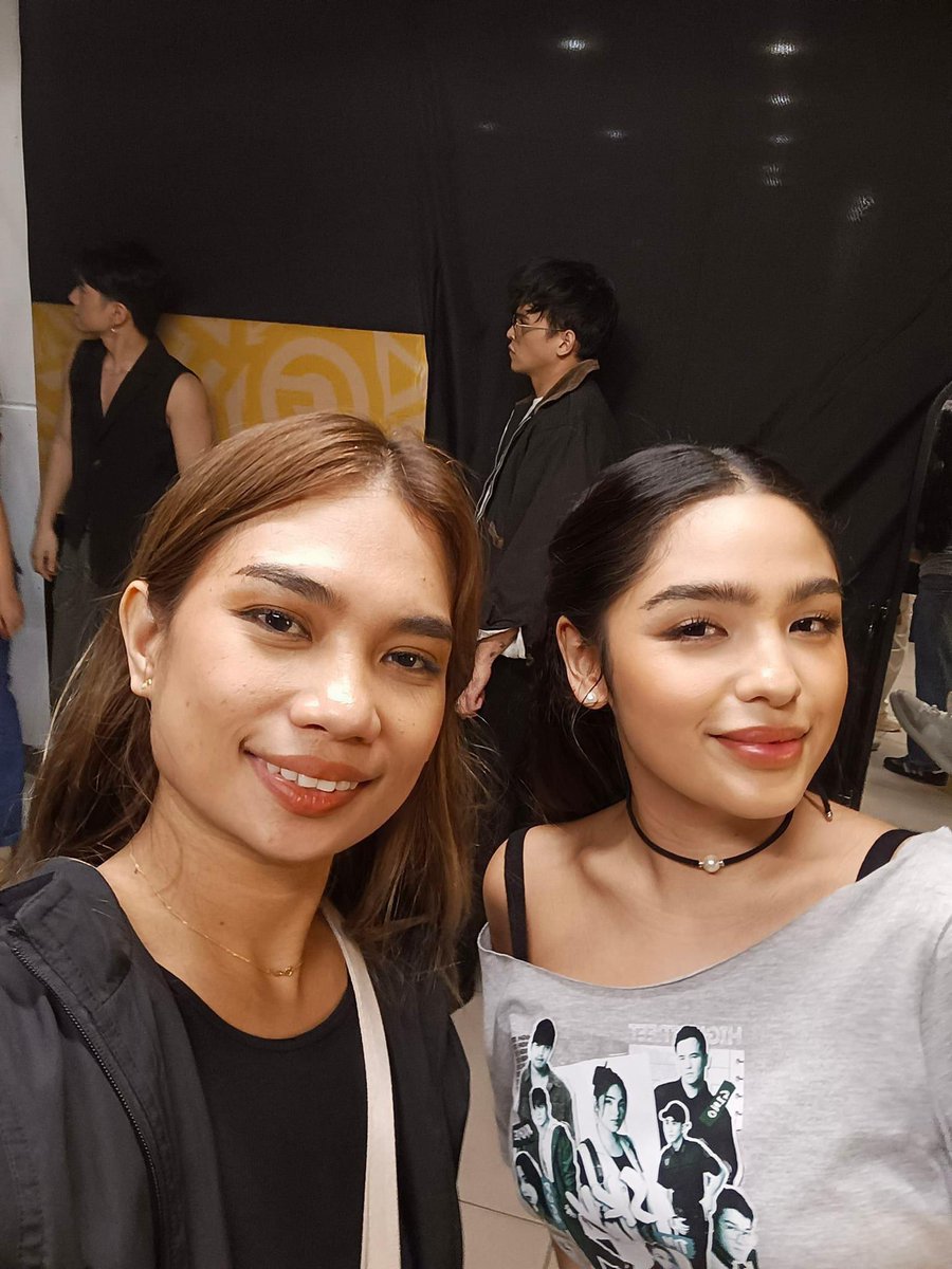 ninangsofkd's tweet photo. Blythe with ate Sabel :)

©️ ate Sabel’s FB Post

KYLEDREA AT KADAYAWAN

#KyleAndAndreaSaDavao https://t.co/2E3vYxy8FV