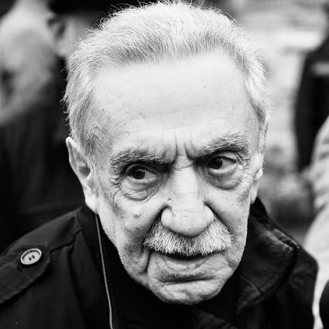 Yeşilçam’ın unutulmaz iki büyük ustasını kaybetmenin üzüntüsünü yaşıyoruz. Aydemir Akbaş ve Tuncay Akça'ya Allah’tan rahmet; ailelerine ve tüm sanat camiasına başsağlığı diliyorum.