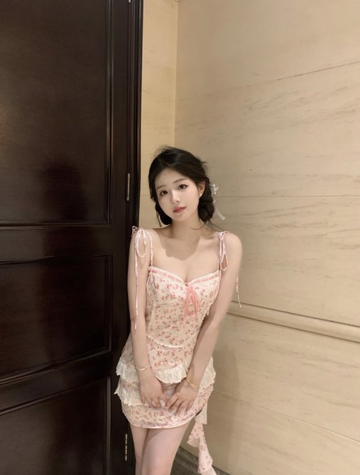 DominiqueS67067's tweet photo. #广州 #广州天河区 #广州番禺区 #广州海珠区 #广州白云区 #广州越秀区 #广州黄埔区  
Q ：2576828645   vx:  taotao68669 https://t.co/r3VUKjXekt