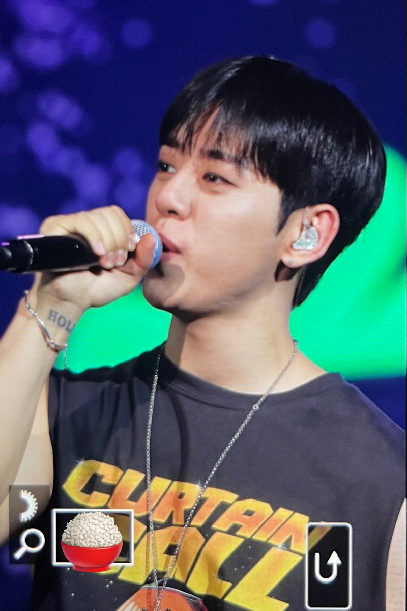 bnb_628's tweet photo. 노래하는 대현오빠를 굉장히 사랑하고 사랑합니다🫶🏻

#BAP #비에이피 #BANG_JUNG_YOO_MOON 
#대현 #Daehyun https://t.co/nb28V05iNp