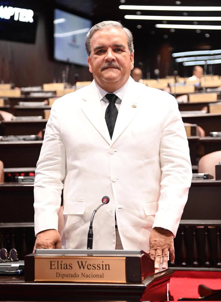 Parecería que el presidente @LuisAbinader parafraseó a Martin Luther King al final de su discurso.  Si lo hubiera dicho queda mejor.  Algo así como citar bibliografía.  

Pero de ahí, a impugnar el discurso por eso, habría que hacerlo con muchos discursos históricos de jefes de