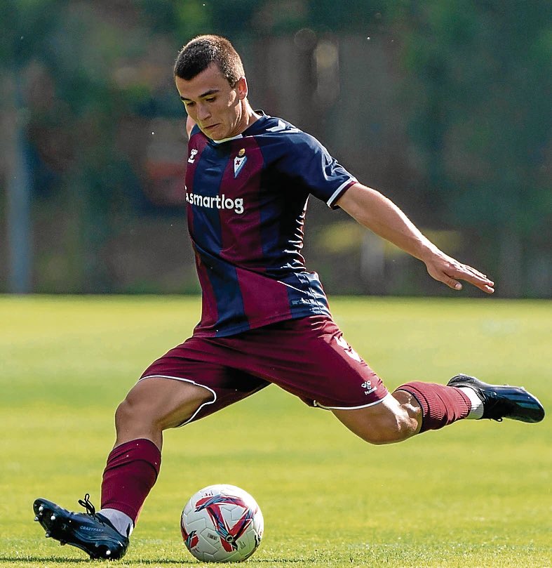 Eibar Xtra tweet media