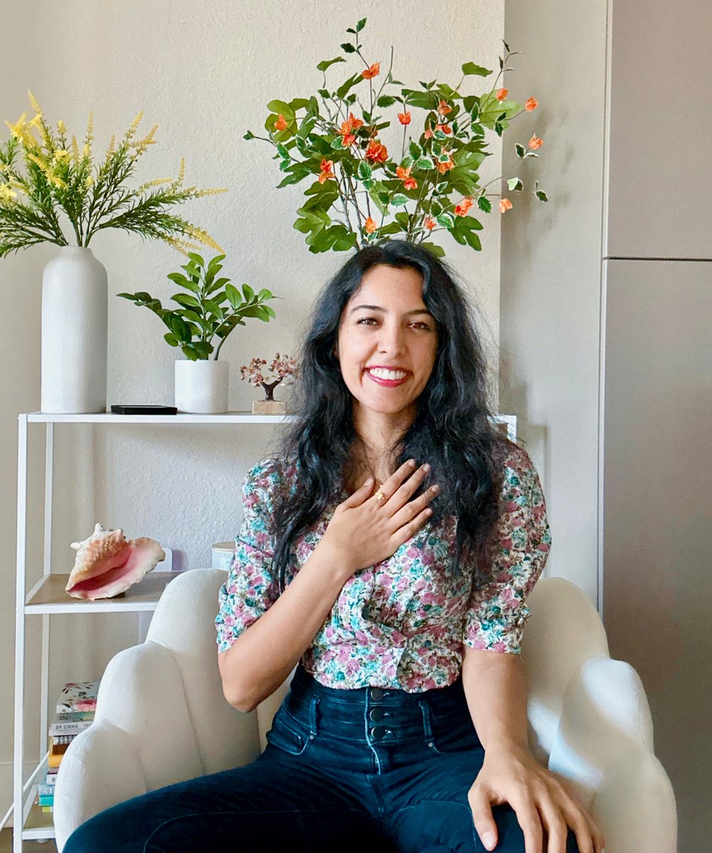 ananta_one's tweet photo. Am happily back from a 'long pause' to reflect on my journey and purpose. Now, I'm creating a full-spectrum ecosystem—a sacred garden for us to grow together, honor nature, and become the heroes of our own spiritual journeys. Stay tuned for more personal ways to connect! 🌱🌺 🌸 https://t.co/TrYuN0aC3E
