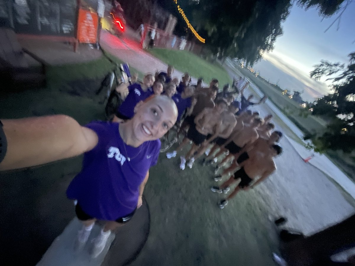 First day back for the Distance Frogs!👟

#GoFrogs