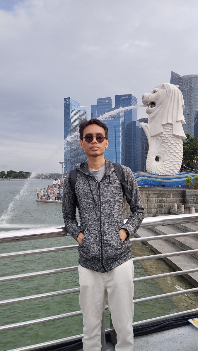 atiiq_azman's tweet photo. Hola Singapore 🇸🇬👋
#shortescape
#southgateway https://t.co/rHKKyHL2sO