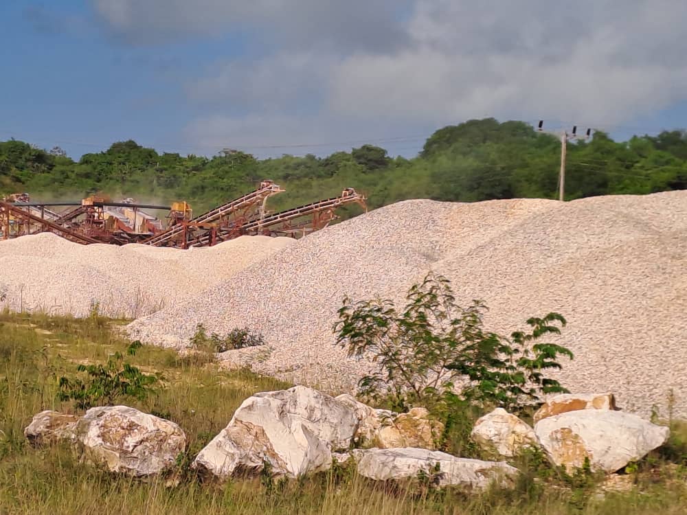 ✅Con un colectivo de #GenteQueSuma, las producciones de la UEB Cantera Chambas contribuyen al avance de proyectos sociales y económicos del territorio nacional 
📸Ofelia Roca
#LatirAvileño #UnidosConstruimosCuba #UnidosXCuba <a href="/PaulinoPrezVie1/">Paulino Pérez Viera</a>