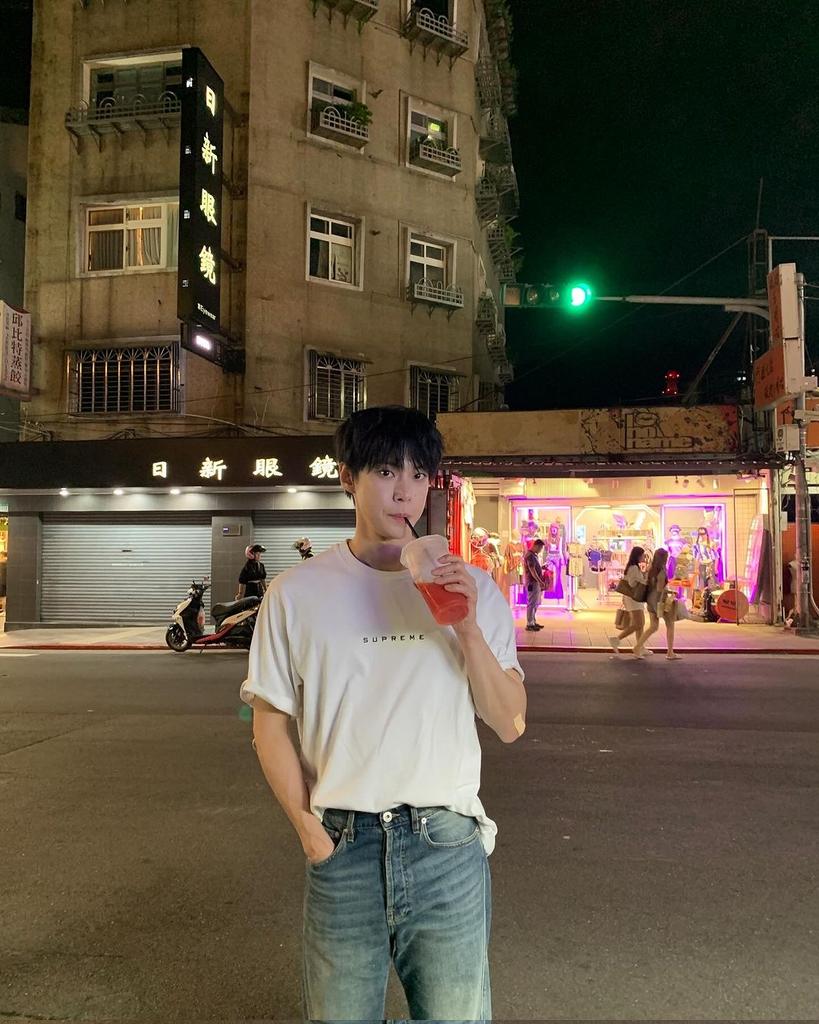 doyijinaren's tweet photo. [24.08.17] DOYOUNG IG Update (3) 💚💚

“🍀☺️”

https://t.co/5Pg6sr7Hw3

#DOYOUNG #NCT도영 #도영 #ドヨン
#또잉스타그램 #DOSTAGRAM
#NCT #NCT127 #NCTDOJAEJUNG
@NCTsmtown @NCTsmtown_127 https://t.co/ls26TrZOrs