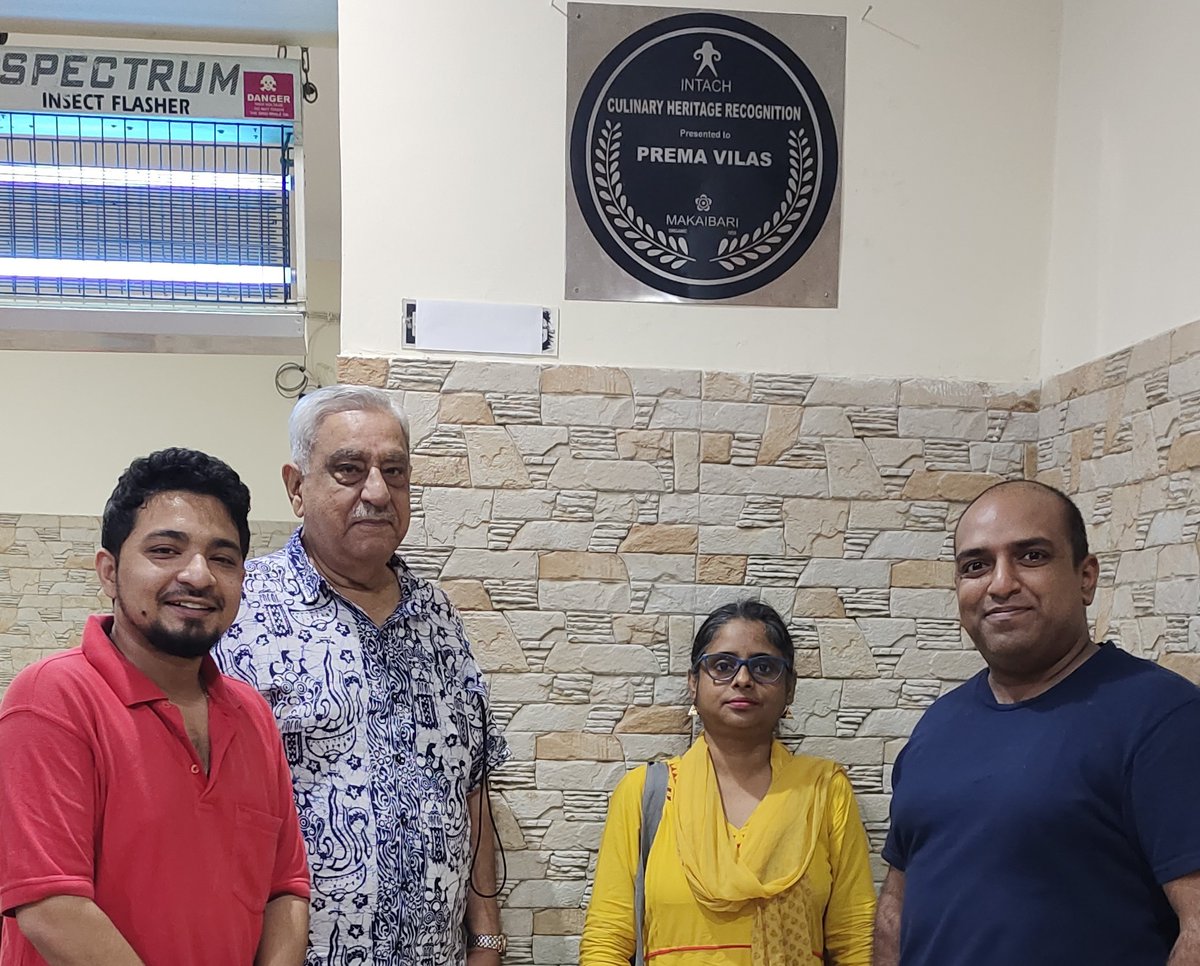Unveiling of INTACH Blue Plaques at Prema Vilas and Cafe on 15-16 Aug. <a href="/intachcalcutta/">INTACH Calcutta Regional Chapter/Conservation Inst</a>  Convenor G.M. Kapur, Co-Convenor Kanchana Mukhopadhyay, members Siddharth Sarkar, Kalyani Roy attended the function. #intachblueplaque #heritage #culinary  #iconiceateries #cafe #southindian