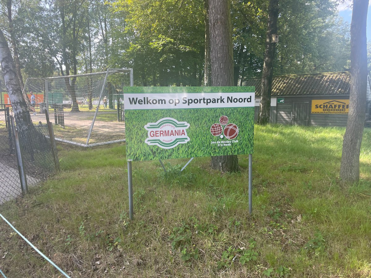 FletcherFootbal's tweet photo. Wij willen @VVDuno bedanken voor hun komst naar Berg en Dal en willen het team heel veel succes wensen bij de competitiestart. Vandaag oefende het team op de #hvcup bij #VVGermania. De uitslag van deze wedstrijd is 2-2 geworden. #Duno #Doorwerth #matchday #Groesbeek #Orion https://t.co/aEvkzuilC2