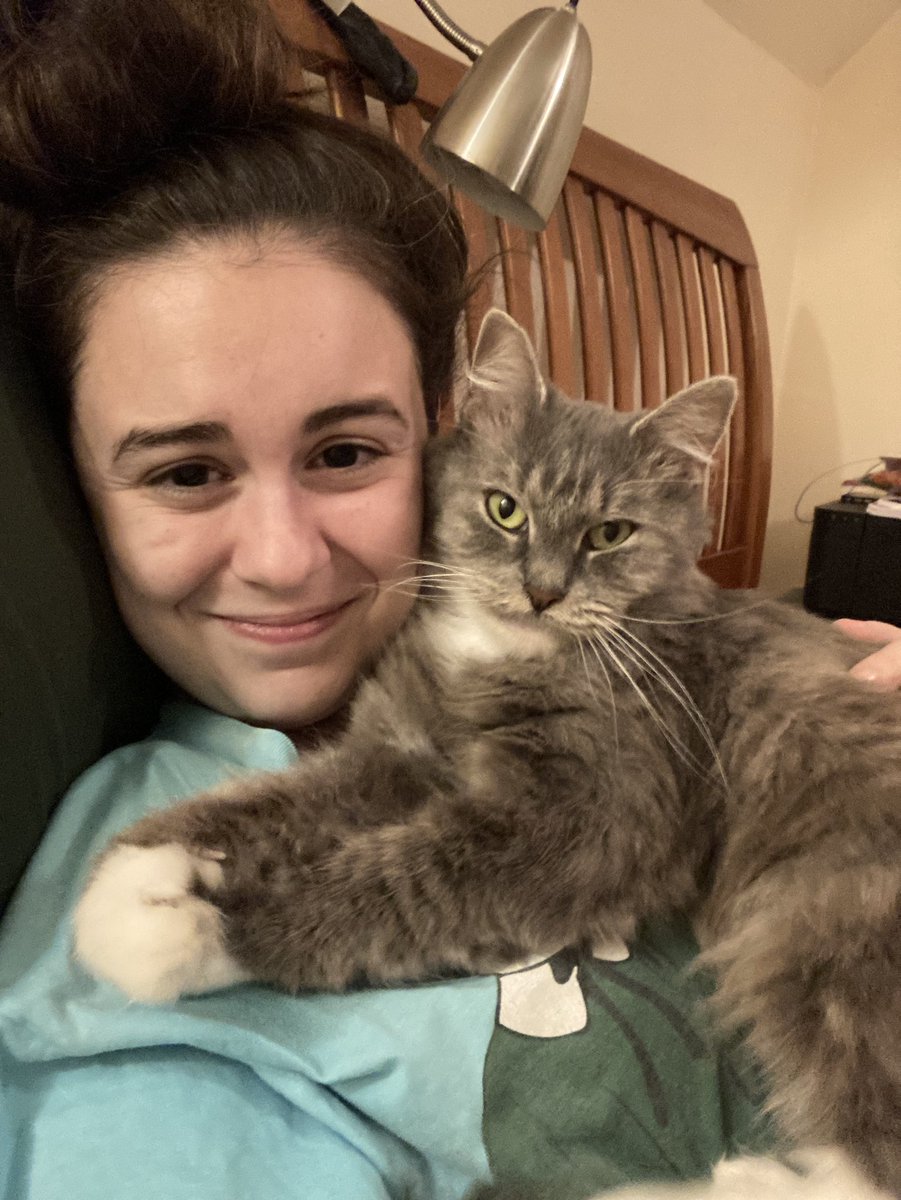 Molly Olsen tweet media