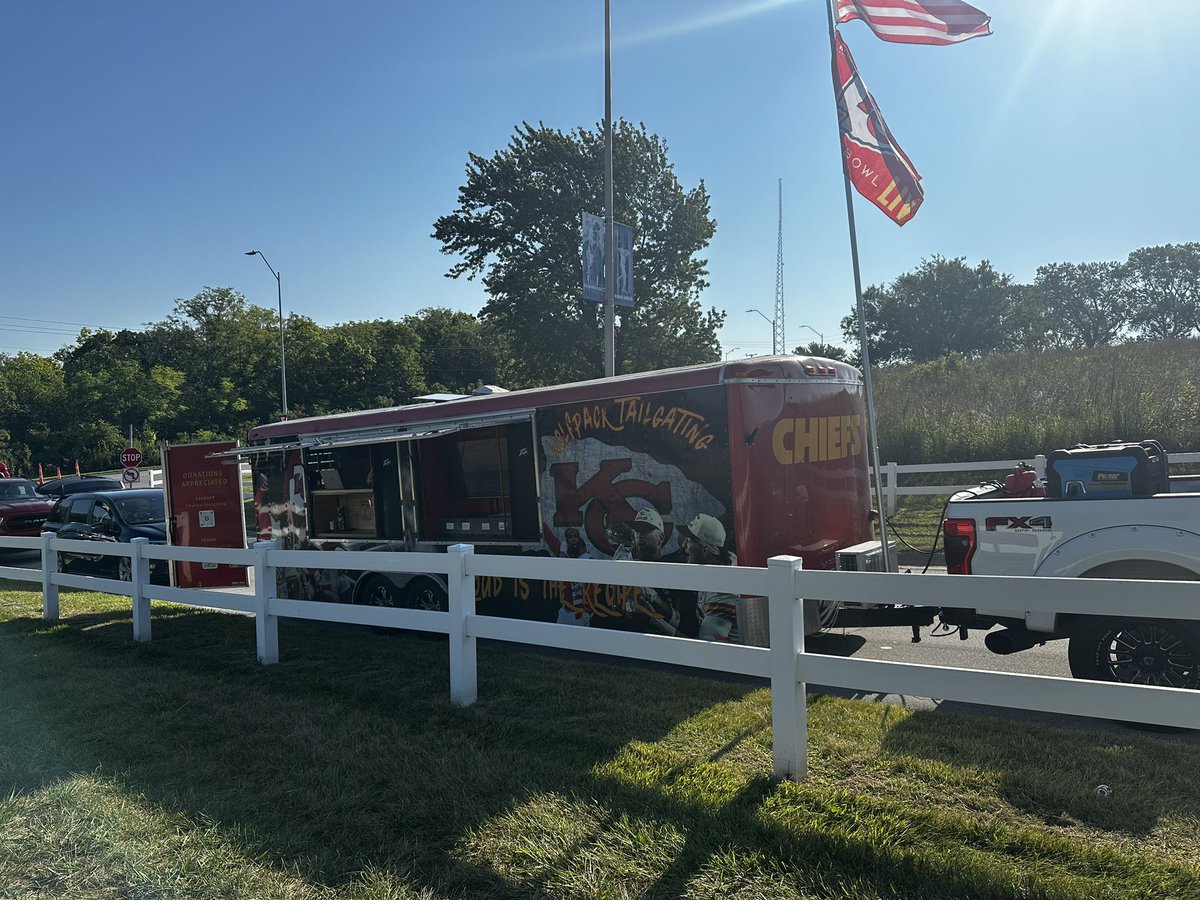 Let’s get this #3peat started! Welcome back to the greatest stadium in the world, <a href="/GEHAField/">GEHA Field at Arrowhead Stadium</a>! Let’s go <a href="/Chiefs/">Kansas City Chiefs</a>! 

<a href="/tkelce/">Travis Kelce</a> <a href="/PatrickMahomes/">Patrick Mahomes II</a> <a href="/StoneColdJones/">Chris Jones</a> <a href="/HyVee/">Hy-Vee</a> @ChiefsRewards 

#chiefskingdom #tailgating