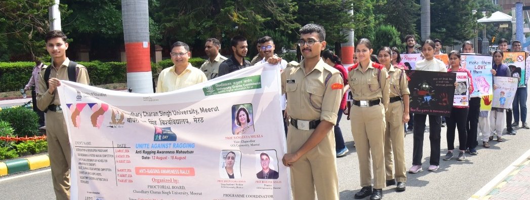 Ccsumeerut's tweet photo. एंटी रैगिंग जागरूकता महोत्सव 2024 के अंतर्गत @Ccsumeerut के प्रॉक्टोरियल बोर्ड के तत्वाधान में एनसीसी कैडेट्स एवं विद्यार्थियों द्वारा एक "एंटी रैगिंग जागरूकता रैली" निकाली गई।
कार्यक्रम संयोजक: डॉ.अनिल कुमार यादव, विश्वविद्यालय NCC अधिकारी
#YaARIYouthAgainstRagging
#NoToRagging https://t.co/K5N8NRWPGI