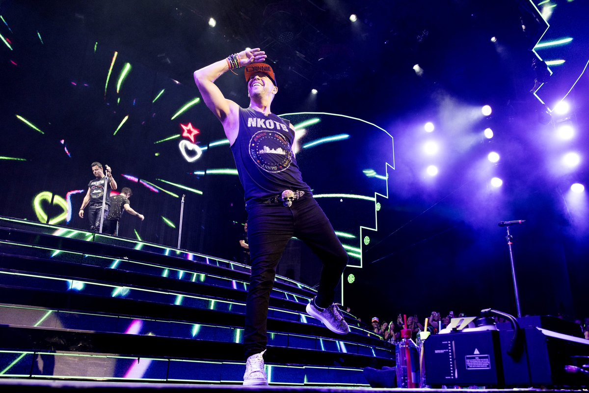 New Kids on the Block tweet media