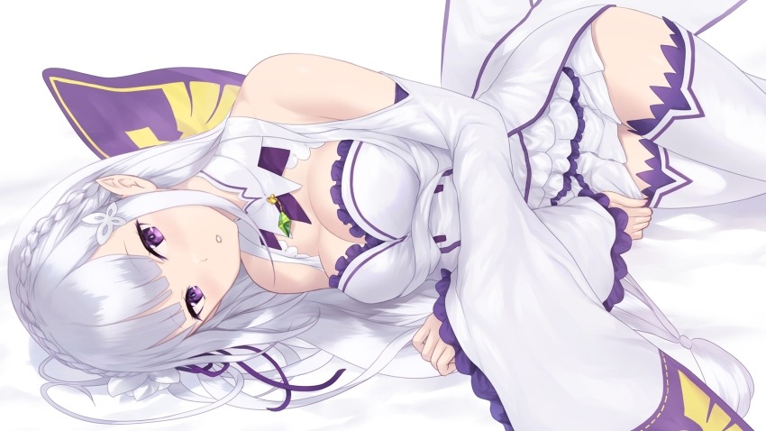 ㅤㅤ
A veces tengo sueños extraños.

De utopías maravillosas, destruidas de la noche a la mañana.

Incontables vidas que son eclipsadas por una fuerza extraña, imparable... Y desconocida ante mis ojos.

¿Por qué tengo esa clase de sueños?