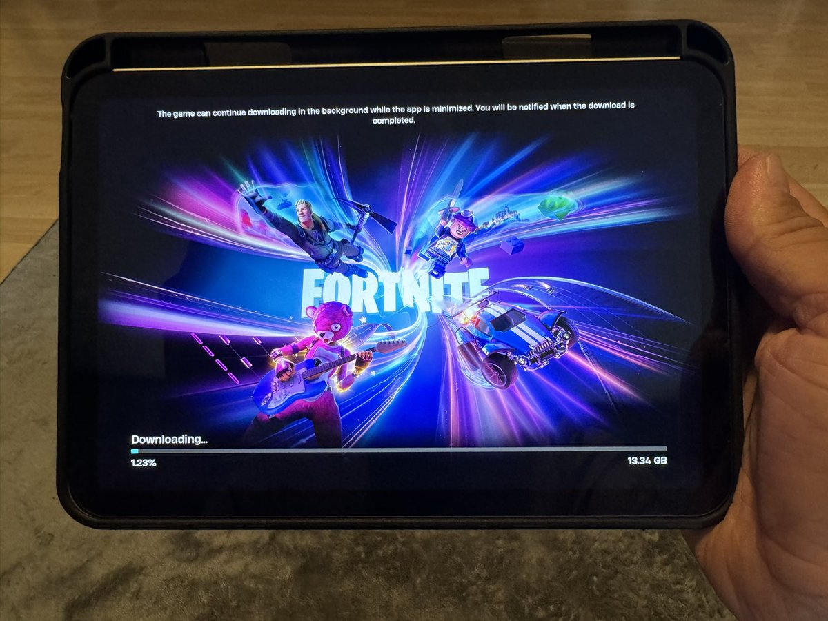 Aaron Refund tweet media