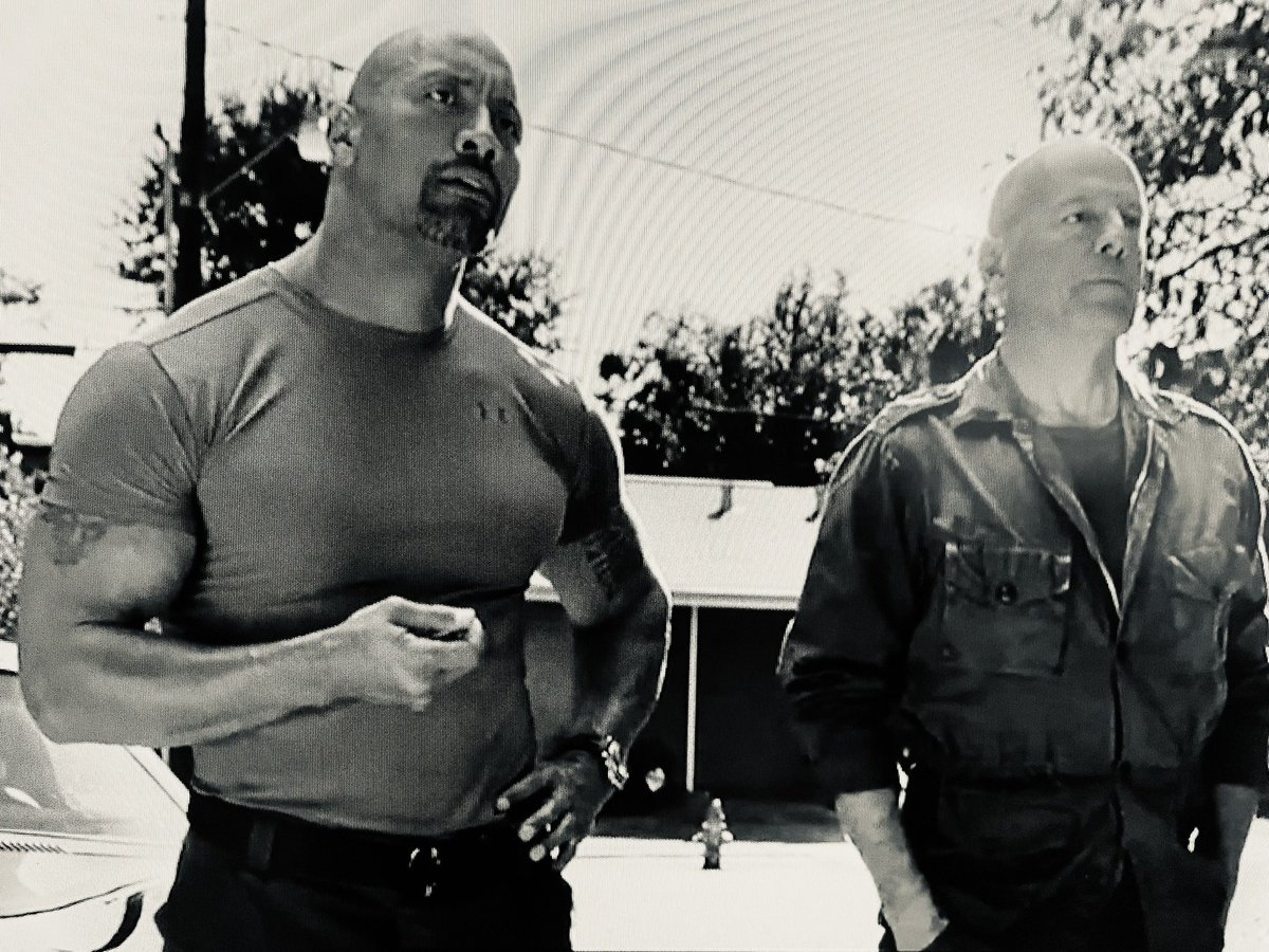 8888888koki's tweet photo. #GODAY #universe #projectrock #THX
#projectrock #directstore
#UnderArmour #Brand #House #Shinjuku #Osaka
#UnderArmourFactoryHouse
#ShoheiOtani 193cm95kg
#DwayneJohnson 193.118
#BruceWillis 183.88 Almost the same
#VinDiesel 182.102
#Im in 183cm88.8kg #size XXL THX https://t.co/eb9ypjPwj2