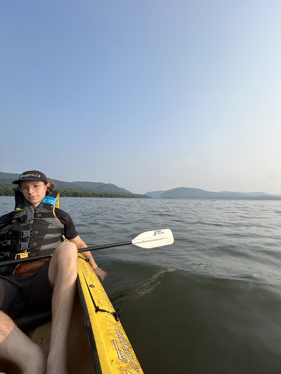 king elisabeth tweet media