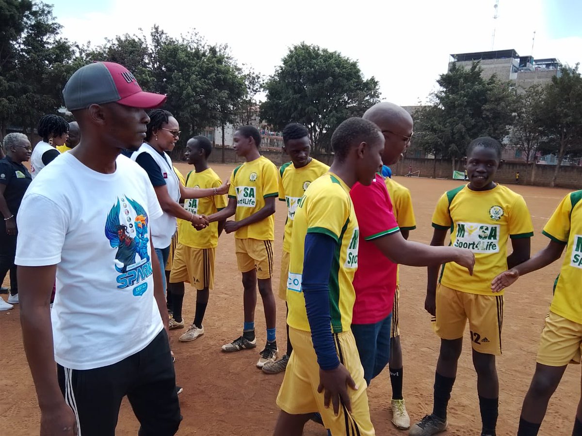 SaraKe_biya's tweet photo. The Wellness Camp is the perfect place to make memories, no matter your age. Whether you’re young or young at heart, join us for a day of fun
#HealthandWellness
#WellnessCamp
@AIDSHealthcare
@ahfkenya
@nsdcc_kenya
@AYARHEP_KENYA
@MSF
@HoymasK
@NASCOP
@MOH_Kenya
@mysakenya https://t.co/M88sXQm6sc