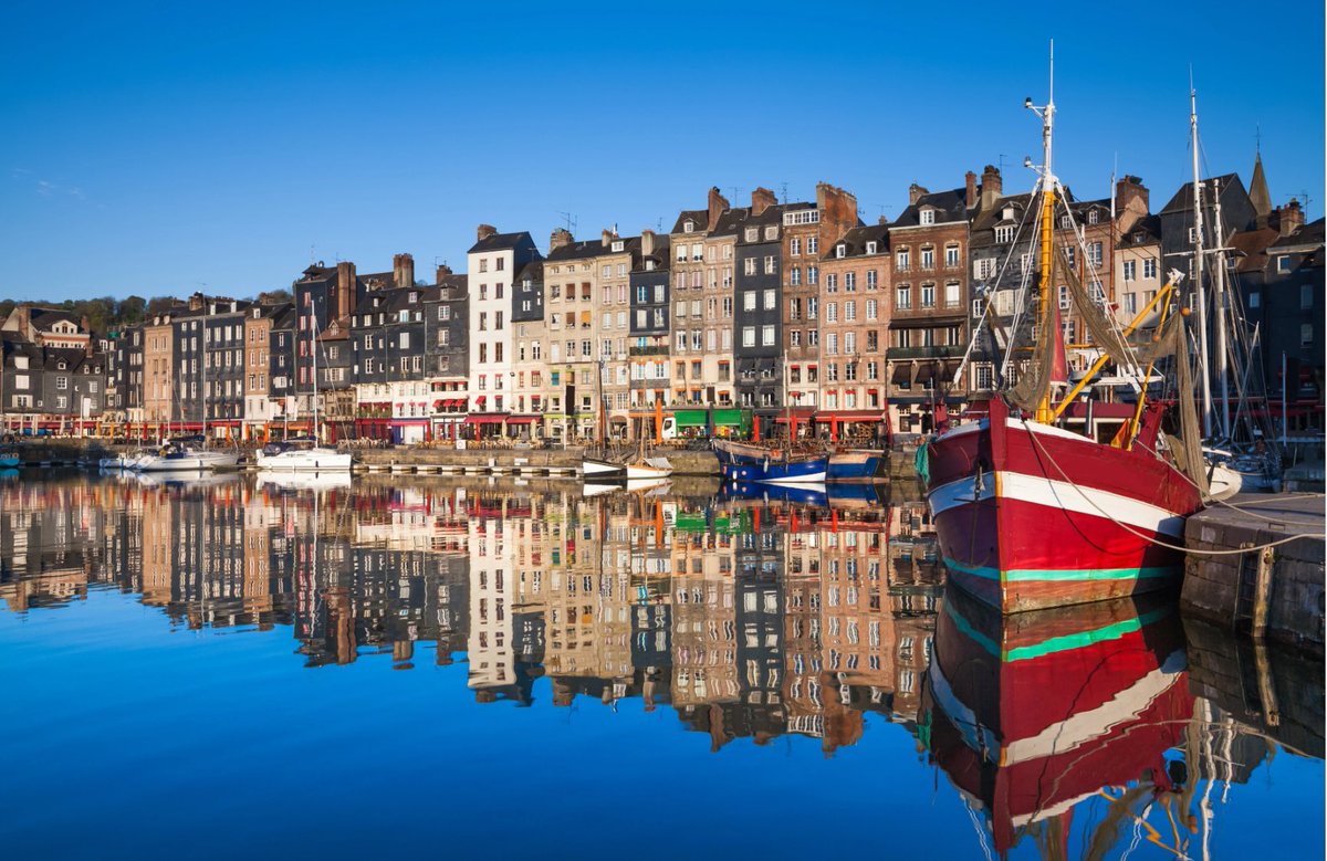 JTowes's tweet photo. @SimonCalder Honfleur https://t.co/uOJCzVWG4p