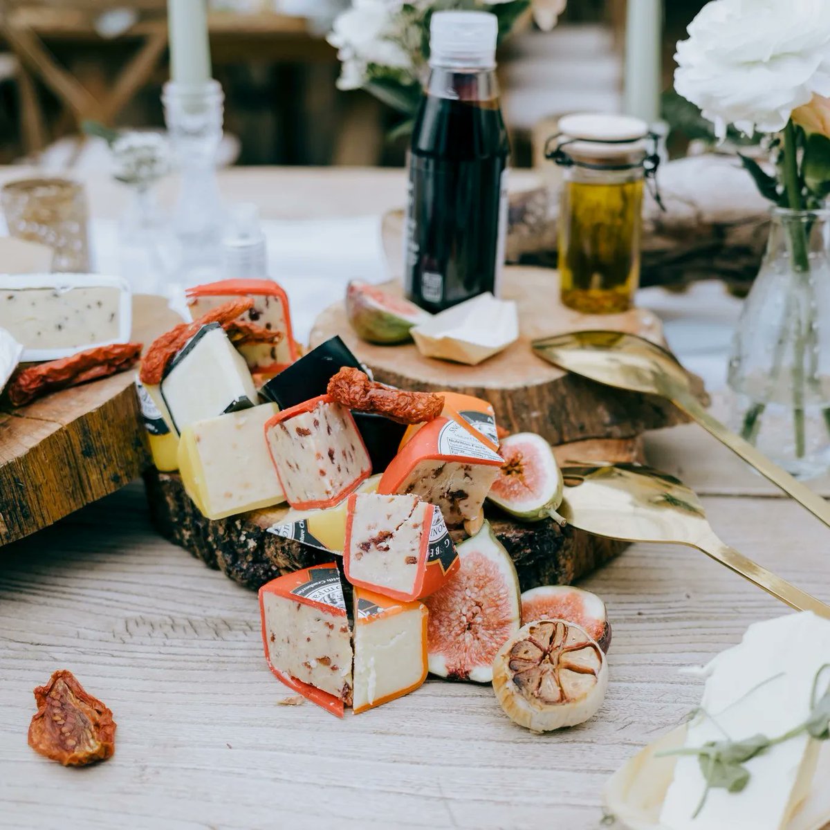 Penarth Masonic Hall introduces our new Caterer. "Lunch At Twelve" has established a reputation for excellent high quality dining &amp; customer service. With beautiful menus, local produce, lovely presentation, we cater for Weddings, Anniversaries, events,  telephone 02920 709330