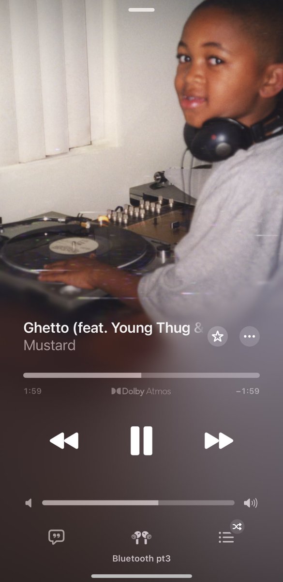 theseshitbynunk's tweet photo. 今年あと何曲リリースされるか分からんけど、RIVERとGhettoは間違いなくTOP3に入る。 https://t.co/b6SMwORF0J