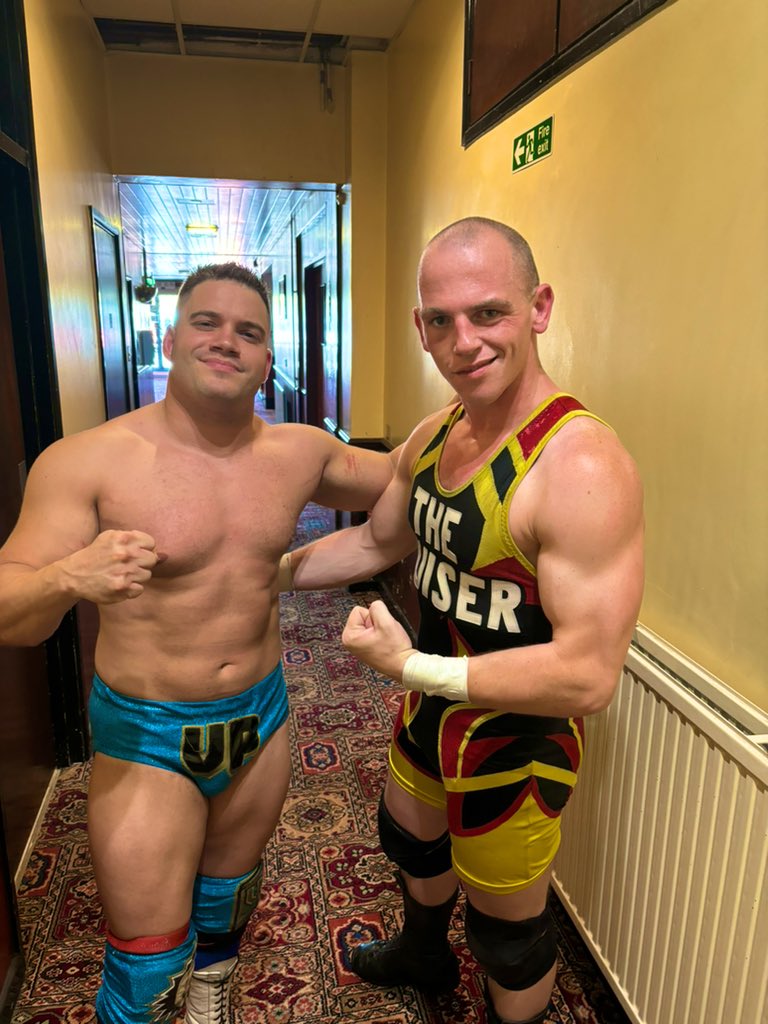VinnyPacifico1's tweet photo. Tonight I wrestled @JakeWhitfield14 .. an absolute amazing technical wrestler and brawler. Had a super fun, heavy hitting match. Incredible UK talent. Keep your eye on him. https://t.co/3Px0VIQTOL