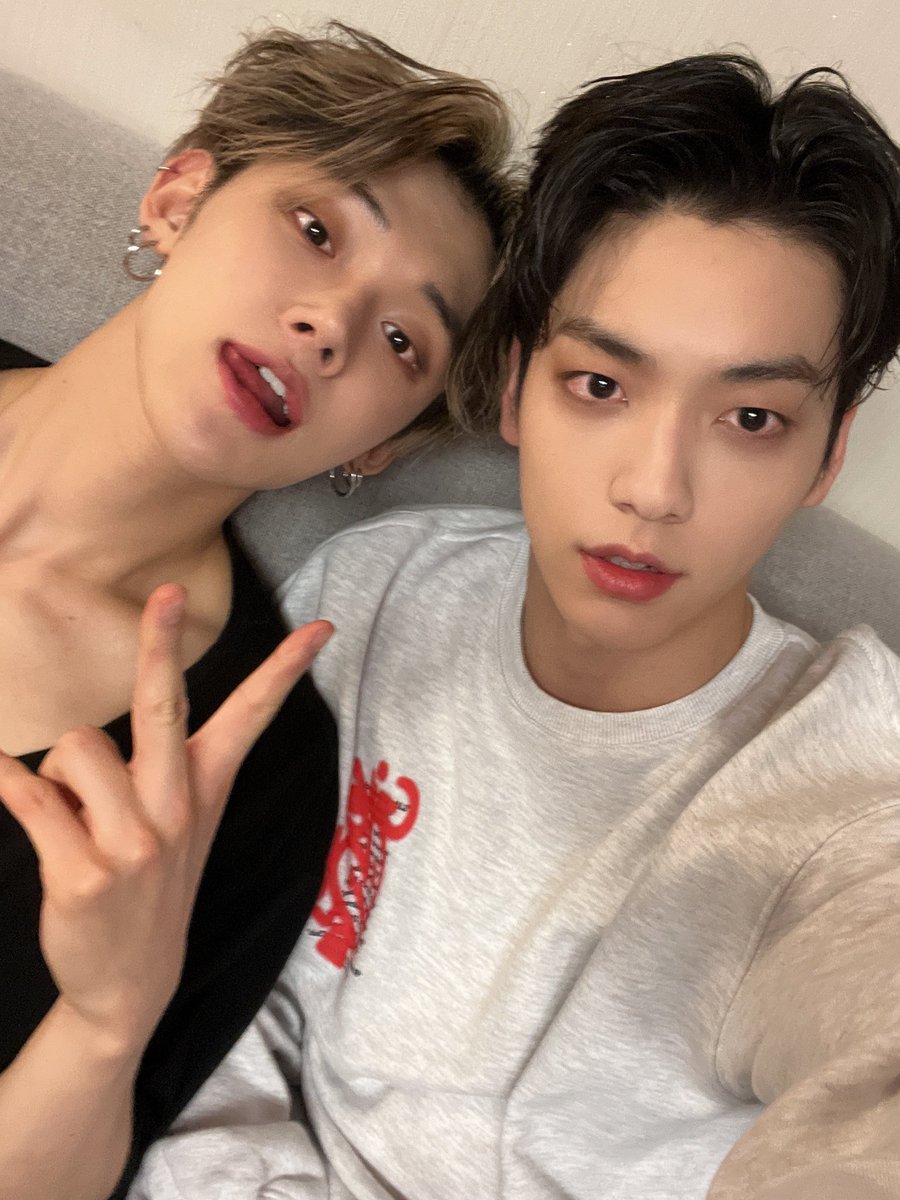 you pretty , he pretty, u swan , he swan !