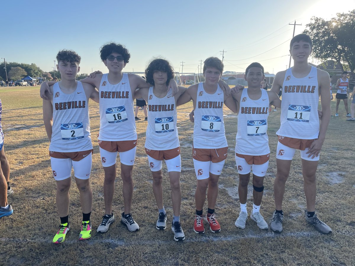 Beeville Cross Country at the Kenedy Cross Country Meet

Varsity Girls:
Akylie Munoz - 8th place medal

JV Girls:
Jyzel Gonzalez - 6th place medal
Valerie Mata - 10th place medal

JV Boys:
Joe Gonzales - 13th place medal

Varsity boys: 3rd place overall team finish

Great Job!