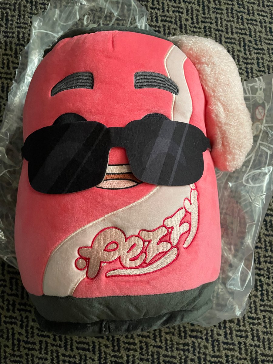RowdyLegion's tweet photo. Pezzy plush goes hard, glad I got him. https://t.co/xwotYKaAA6