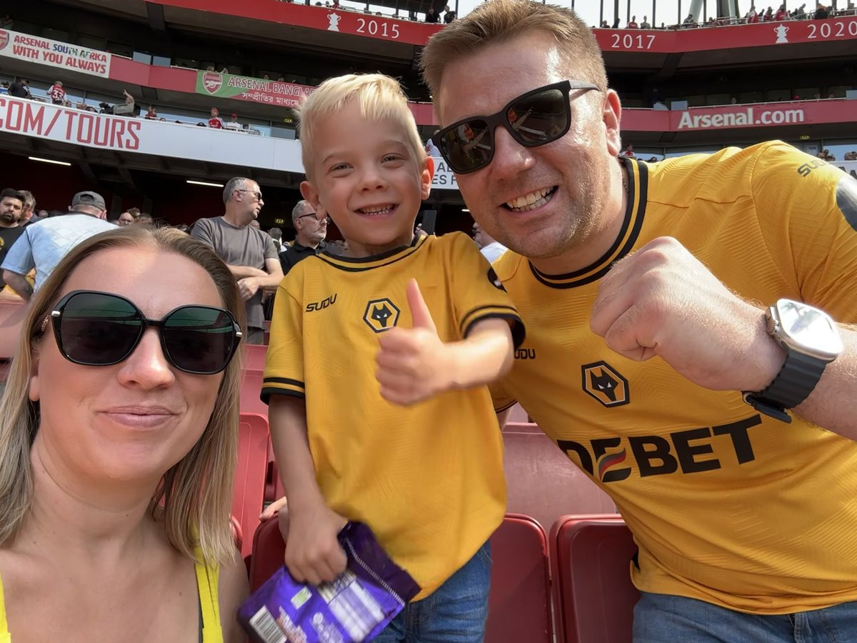 martevans_no1's tweet photo. Little man’s first away game. Slightly better than mine which was Tranmere 🧡🖤

Think he may have learnt some new language in the away end 😂 

Great day despite the result 

#FWAW #WolvesAyHe https://t.co/DQW3yET2NR