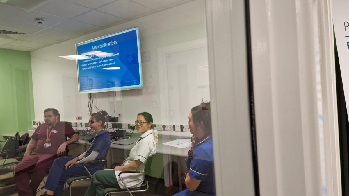 UHL ED Therapy Team (@edtherapistsuhl) on Twitter photo Welcome to our new ED junior doctors👩⚕️👨⚕️Continuing our Frailty emergency service induction training for them🌟#frailtyservice #geriatrictherapy #MDT #shareddecisionmaking #FES <a href="/EFDP_COMPLEX/">Emergency Floor Discharge Practitioners (EFDP)</a> <a href="/LRIEDEducation/">LRI ED Education Team 🚑</a> <a href="/SandraSpeller1/">Sandra Speller 💙</a> <a href="/uhltherapy/">uhltherapy</a> <a href="/Leic_hospital/">Leicester's Hospitals</a> Welcome to our new ED junior doctors👩⚕️👨⚕️Continuing our Frailty emergency service induction training for them🌟#frailtyservice #geriatrictherapy #MDT #shareddecisionmaking #FES <a href="/EFDP_COMPLEX/">Emergency Floor Discharge Practitioners (EFDP)</a> <a href="/LRIEDEducation/">LRI ED Education Team 🚑</a> <a href="/SandraSpeller1/">Sandra Speller 💙</a> <a href="/uhltherapy/">uhltherapy</a> <a href="/Leic_hospital/">Leicester's Hospitals</a>